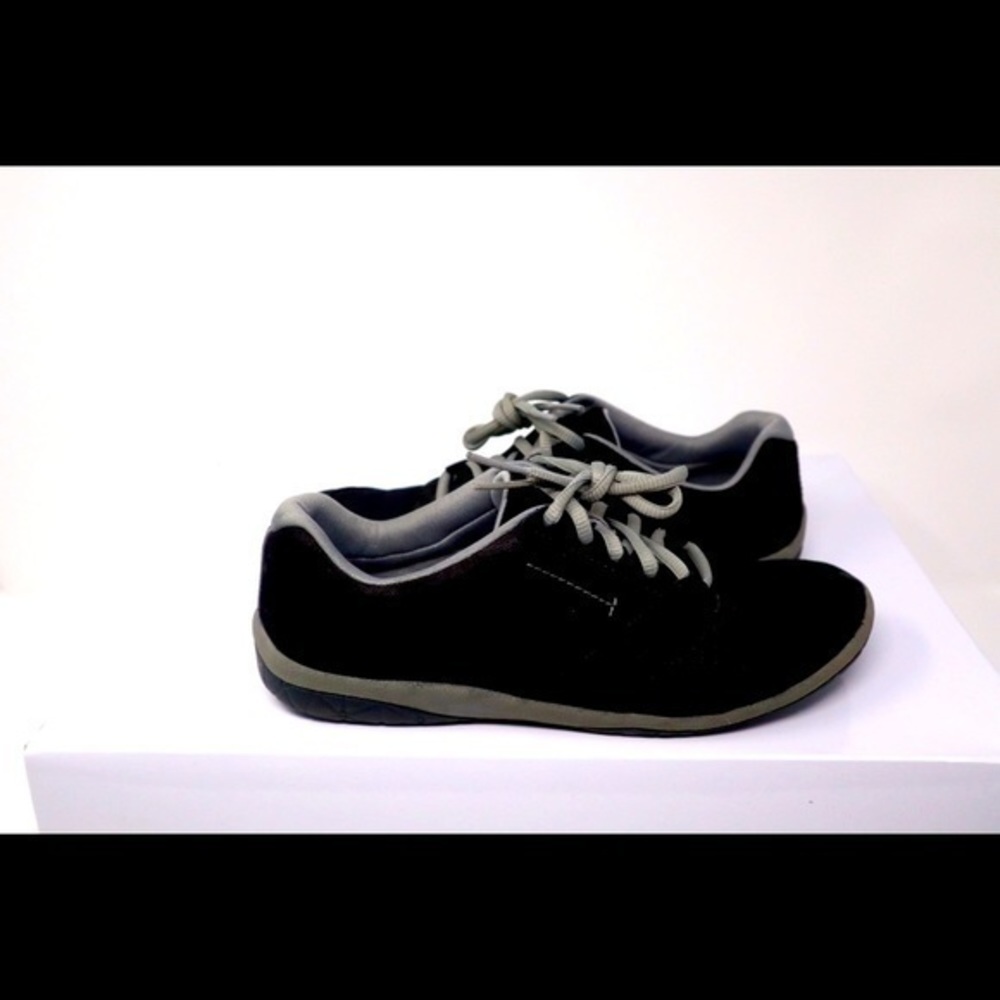Clarks - Wmns Cushion Suede Sport Casuals ‘Black’